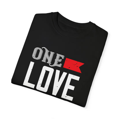 (Valentinstag) Unisex-T-Shirt aus stückgefärbtem Material