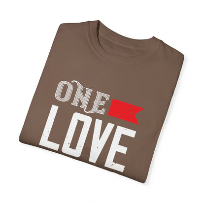 (Valentinstag) Unisex-T-Shirt aus stückgefärbtem Material