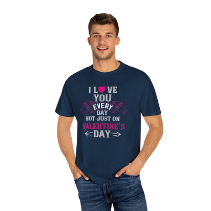 (Día de San Valentín) Camiseta unisex teñida en prenda