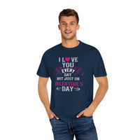 (Día de San Valentín) Camiseta unisex teñida en prenda