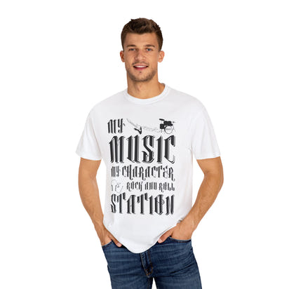 (Musik)Unisex-T-Shirt aus stückgefärbtem Material