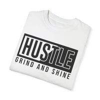 Unisex-T-Shirt aus stückgefärbtem Material