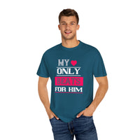 (Valentinstag) Unisex-T-Shirt aus stückgefärbtem Material