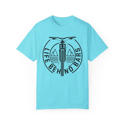 Unisex-T-Shirt aus stückgefärbtem Material