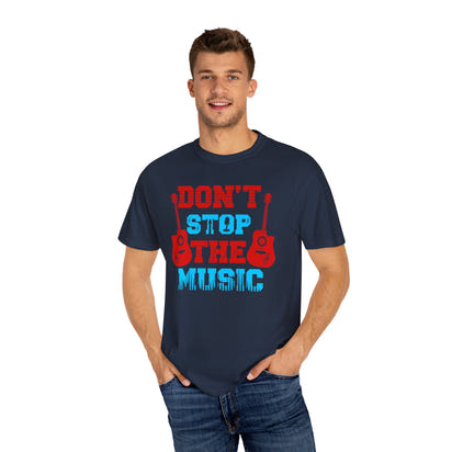 (Musik)Unisex-T-Shirt aus stückgefärbtem Material
