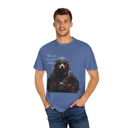 Camiseta unisex teñida con toque artístico (moto)