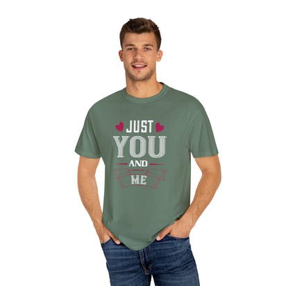 (Valentinstag) Unisex-T-Shirt aus stückgefärbtem Material