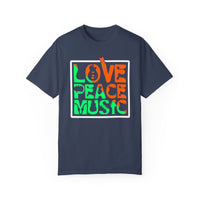 (Musik)Unisex-T-Shirt aus stückgefärbtem Material