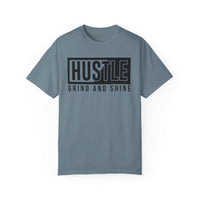 Unisex-T-Shirt aus stückgefärbtem Material