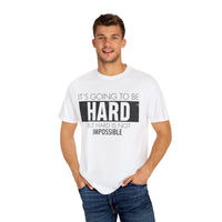 Unisex-T-Shirt aus stückgefärbtem Material