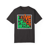 (Musik)Unisex-T-Shirt aus stückgefärbtem Material