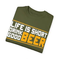 Unisex-T-Shirt aus stückgefärbtem Material