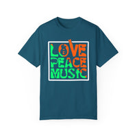 (Musik)Unisex-T-Shirt aus stückgefärbtem Material