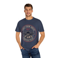 Militärisches Unisex-T-Shirt, stückgefärbt