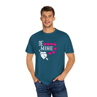 (Día de San Valentín) Camiseta unisex teñida en prenda
