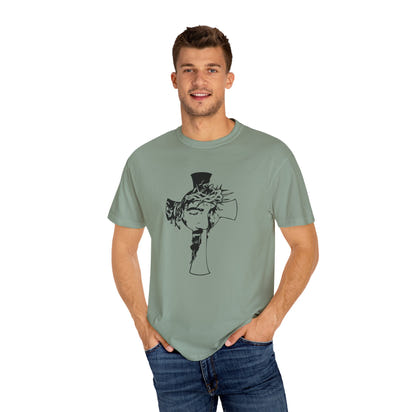 (Cristian) Unisex-T-Shirt aus stückgefärbtem Material