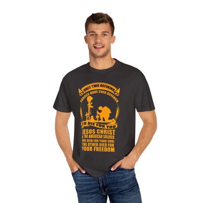 Militärisches Unisex-T-Shirt, stückgefärbt
