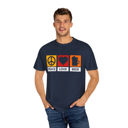 Unisex-T-Shirt aus stückgefärbtem Material
