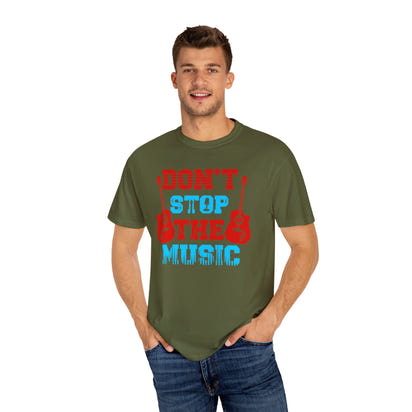 (Musik)Unisex-T-Shirt aus stückgefärbtem Material