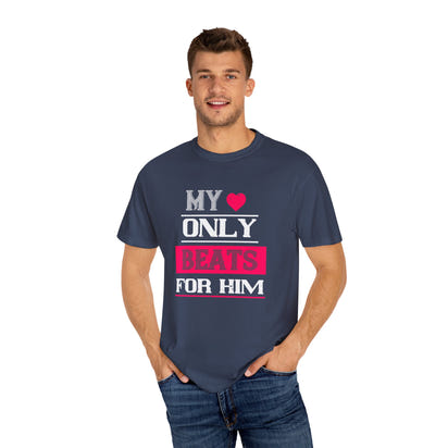 (Valentinstag) Unisex-T-Shirt aus stückgefärbtem Material