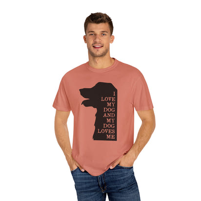 Unisex-T-Shirt aus stückgefärbtem Material