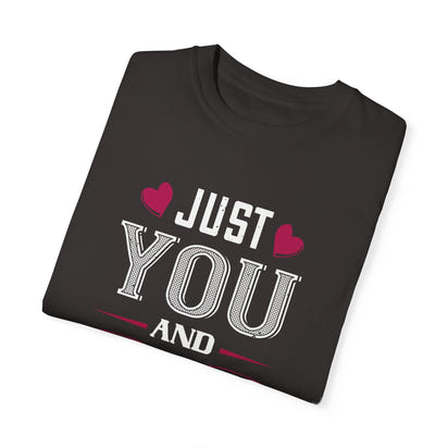 (Valentinstag) Unisex-T-Shirt aus stückgefärbtem Material