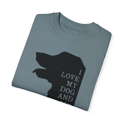 Unisex-T-Shirt aus stückgefärbtem Material