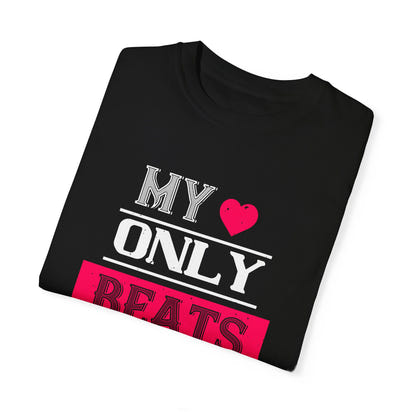 (Valentinstag) Unisex-T-Shirt aus stückgefärbtem Material