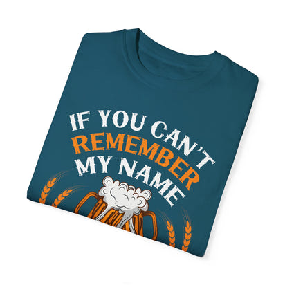 Unisex-T-Shirt aus stückgefärbtem Material