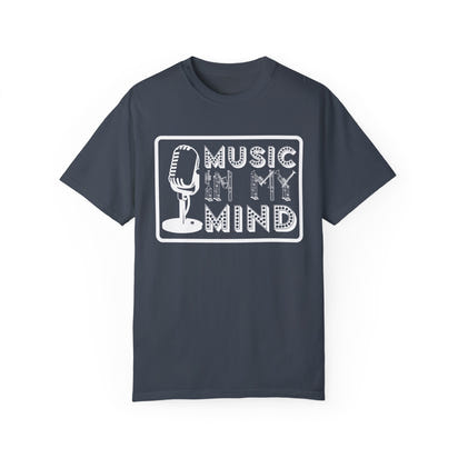 (Musik)Unisex-T-Shirt aus stückgefärbtem Material