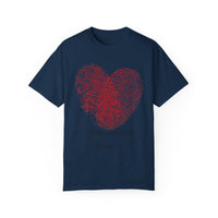 Camiseta unisex teñida en prenda para San Valentín