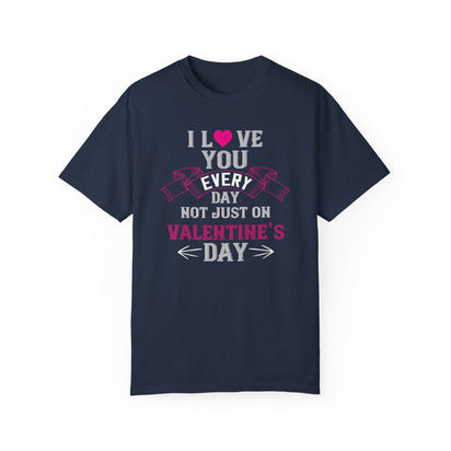 (Día de San Valentín) Camiseta unisex teñida en prenda