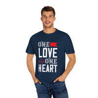 (Valentinstag) Unisex-T-Shirt aus stückgefärbtem Material