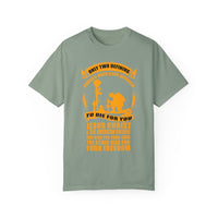Militärisches Unisex-T-Shirt, stückgefärbt