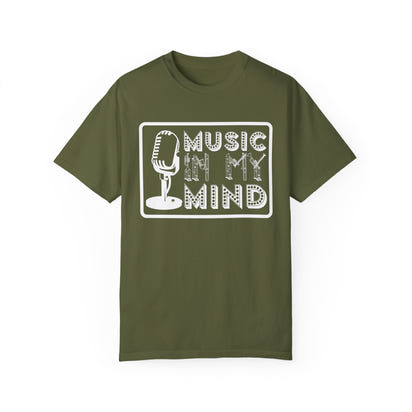 (Musik)Unisex-T-Shirt aus stückgefärbtem Material