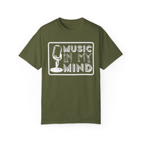 (Musik)Unisex-T-Shirt aus stückgefärbtem Material