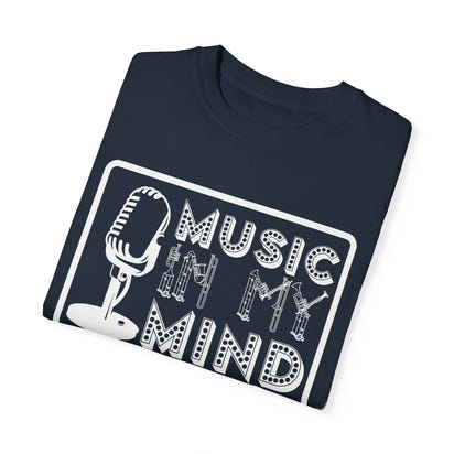 (Musik)Unisex-T-Shirt aus stückgefärbtem Material