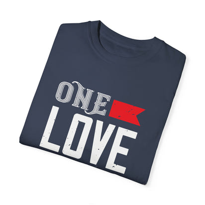 (Valentinstag) Unisex-T-Shirt aus stückgefärbtem Material