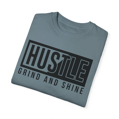 Unisex-T-Shirt aus stückgefärbtem Material