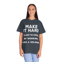 Militärisches Unisex-T-Shirt, stückgefärbt