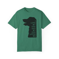 Unisex-T-Shirt aus stückgefärbtem Material