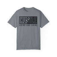 Unisex-T-Shirt aus stückgefärbtem Material