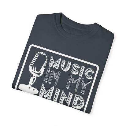 (Musik)Unisex-T-Shirt aus stückgefärbtem Material