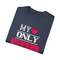 (Valentinstag) Unisex-T-Shirt aus stückgefärbtem Material