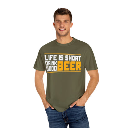 Unisex-T-Shirt aus stückgefärbtem Material