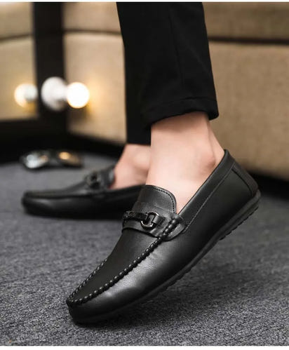 Zapatos casuales transpirables para hombre, tendencia de ocio de primavera y verano, zapatos de moda con hebilla de bocado de caballo estilo retro y pedal.