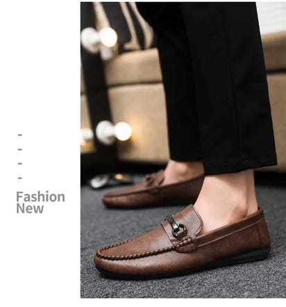 Zapatos casuales transpirables para hombre, tendencia de ocio de primavera y verano, zapatos de moda con hebilla de bocado de caballo estilo retro y pedal.